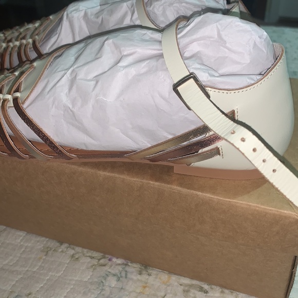 Anthropologie, women’s shoes, size 9 - Picture 4 of 6